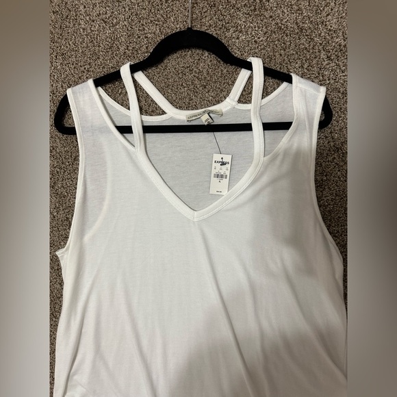 Women’s express one eleven tank - Picture 2 of 4